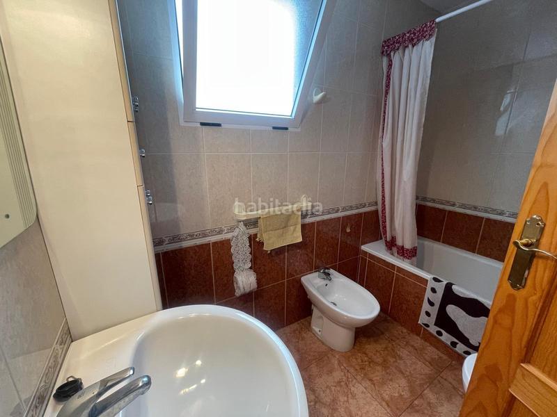 Foto b3dee0fb-f31c-4356-809e-b6e84bea3fb5. Apartament amb calefacció aparcament piscina a Antonio Machado Torrevieja