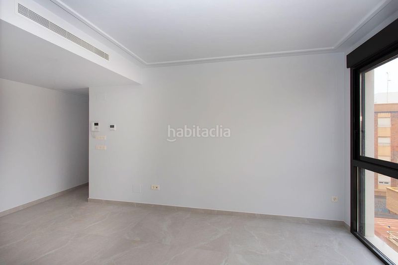 Foto be82b6f3-1fe7-412f-b407-f7023b08a52c. Apartament amb piscina a Las Piscinas Naturales Torrevieja