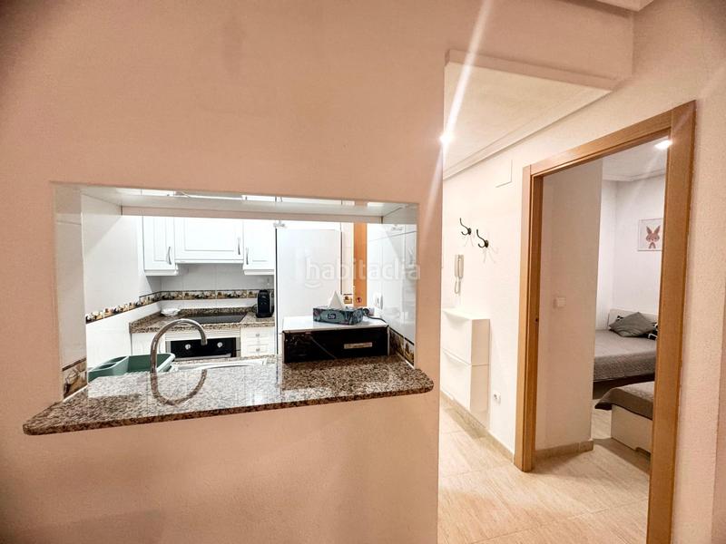 Foto 91047dba-8f55-46ab-874e-e499643fb22a. Apartament amb aparcament piscina a Torreblanca Torrevieja