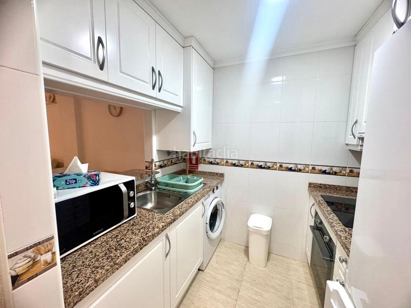 Foto c085b960-7fd3-415a-8fc1-b5a3825c015d. Apartament amb aparcament piscina a Torreblanca Torrevieja