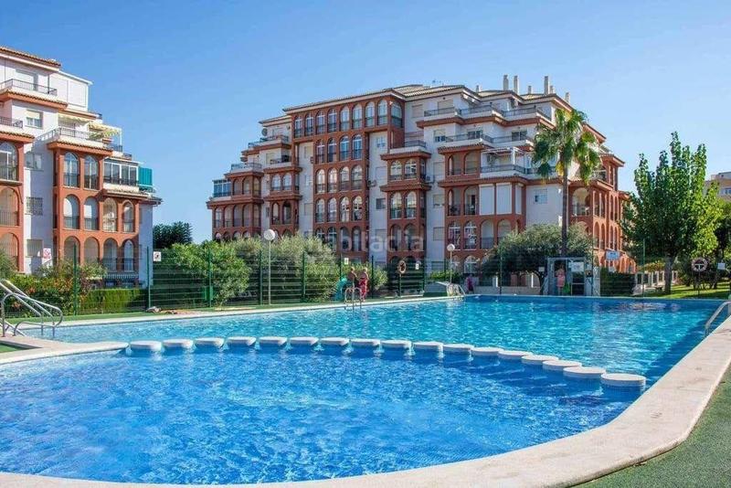 Foto c1856a86-d679-432c-91ea-0ea233331574. Apartament amb aparcament piscina a Torreblanca Torrevieja