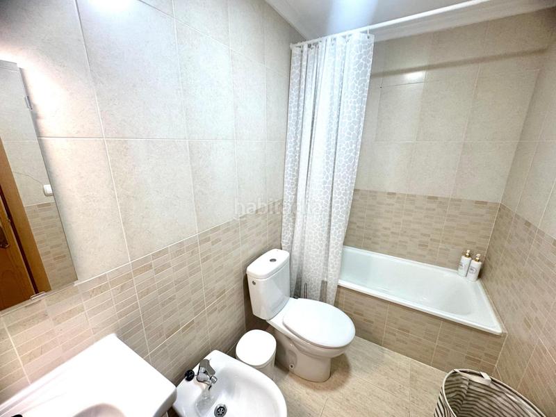 Foto d07dbb66-61f9-49fd-a1fb-fe44da2ed9d7. Apartament amb aparcament piscina a Torreblanca Torrevieja