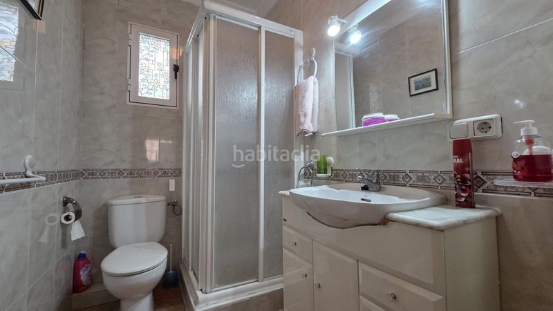 Foto d88846af-2a3b-4808-bd62-aed9ad0d2379. Apartament a calle calle mar 50 a Las Piscinas Naturales Torrevieja