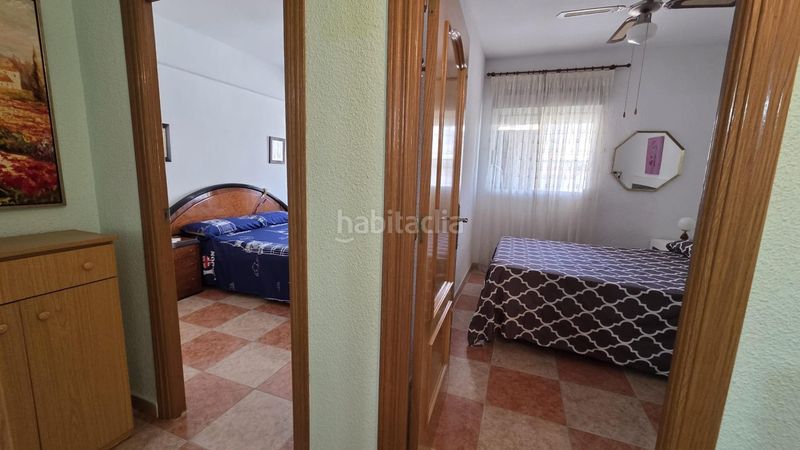 Foto f096c5a5-47c8-429c-b741-dd0d37fa8b80. Apartament a calle calle mar 50 a Las Piscinas Naturales Torrevieja