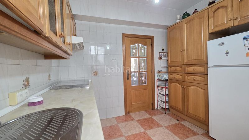 Foto f7f649f9-2ef3-4552-8ec6-76776cee25a1. Apartament a calle calle mar 50 a Las Piscinas Naturales Torrevieja