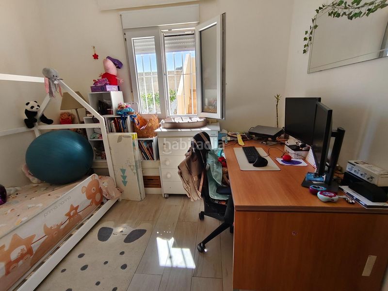 Foto 1e6ba40c-d4ca-44d0-9efd-e0f00c839ebd. Chalet en avenida garcia lorca 27 chalet independiente de 800m2, a solo 1km de la playa! en Torrevieja