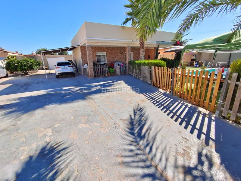 Foto 47c7885e-c130-4615-a7ac-74ca6fa13ef2. Chalet en avenida garcia lorca 27 chalet independiente de 800m2, a solo 1km de la playa! en Torrevieja