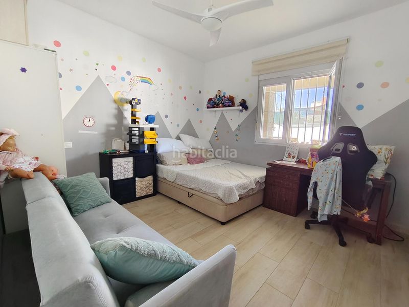 Foto c7799cd9-53e1-4752-8c0c-fcbb11664ce0. Chalet en avenida garcia lorca 27 chalet independiente de 800m2, a solo 1km de la playa! en Torrevieja