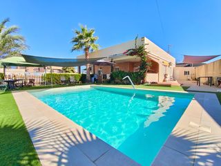 Chalet à Avenida garcia lorca 27