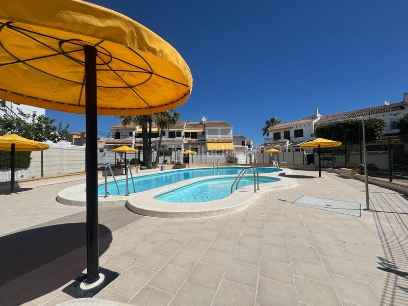 Foto 15269468-2250-4ff8-bd19-5c307212d42b. Casa a calle calle afrodita 40a a Aguas Nuevas Torrevieja