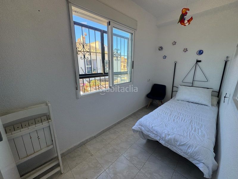 Foto cdace65e-1e4b-4ea6-b120-c19152349b22. Casa a calle calle afrodita 40a a Aguas Nuevas Torrevieja