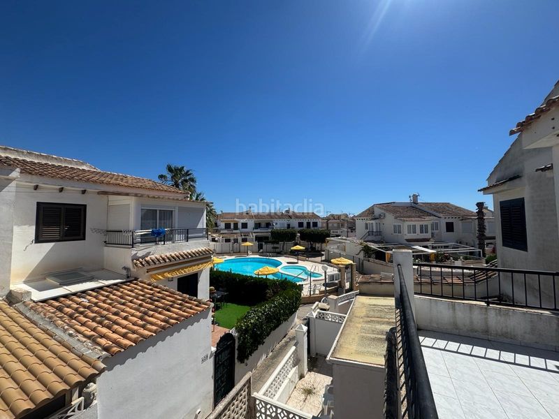 Foto f2c89df0-92ee-4555-a61f-6d8b31ab1c0b. Casa a calle calle afrodita 40a a Aguas Nuevas Torrevieja