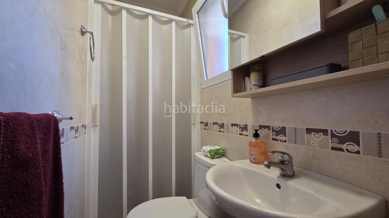 Foto 7047766c-e45c-42e5-bde2-10289f4c3c49. Casa adossada a calle calle gotzone mora 36 a Parque Acuático - Sector 25 Torrevieja