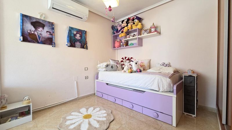 Foto b1f70ac1-07a8-447c-ae05-e402c395c33f. Casa adossada a calle calle gotzone mora 36 a Parque Acuático - Sector 25 Torrevieja