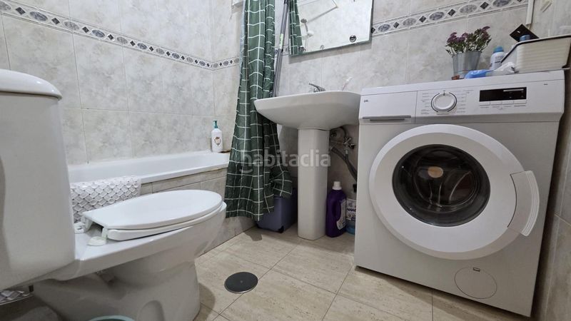 Foto ce776946-3ae6-4d74-912a-8c38d5cec28f. Apartament a calle loma la 31 a Antonio Machado Torrevieja