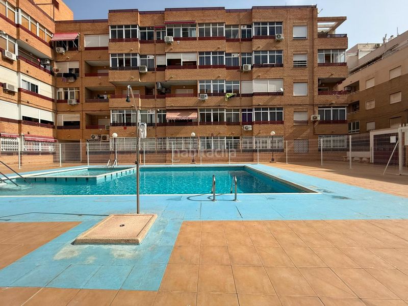 Foto 04805ca4-35e2-4e91-9edf-9be741a8bbda. Apartamento en calle joaquin chapaprieta 139 luminoso apartamento en esquina con vistas despejadas en Torrevieja