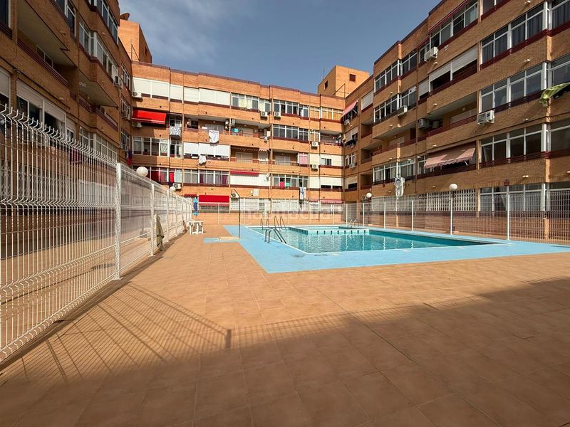 Foto 6682e9ff-eb80-4569-b6b5-289400875fb4. Apartamento en calle joaquin chapaprieta 139 luminoso apartamento en esquina con vistas despejadas en Torrevieja