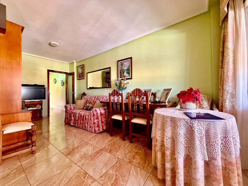 Foto 74514dff-6d96-47e6-8b48-1ac89b9db8e7. Apartamento en calle joaquin chapaprieta 139 luminoso apartamento en esquina con vistas despejadas en Torrevieja