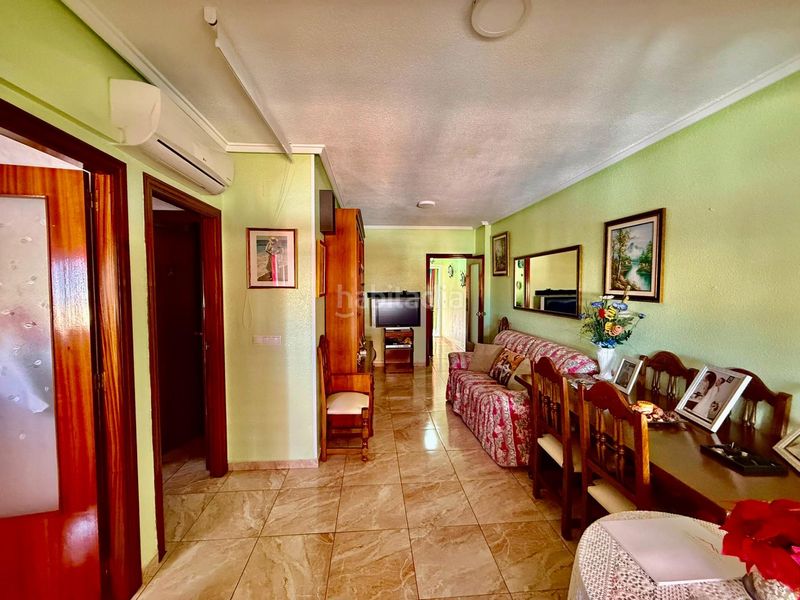 Foto 871f8404-1139-4661-b932-16eabf643560. Apartamento en calle joaquin chapaprieta 139 luminoso apartamento en esquina con vistas despejadas en Torrevieja