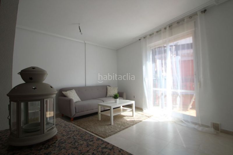 Foto 050a9e44-ce93-4367-a59c-87936898b5fe. Casa adossada a calle gotzone mora 10 a Parque Acuático - Sector 25 Torrevieja