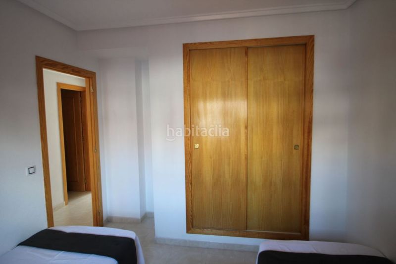 Foto 4363657b-cd8b-4027-bdd9-12316e1e0042. Casa adossada a calle gotzone mora 10 a Parque Acuático - Sector 25 Torrevieja