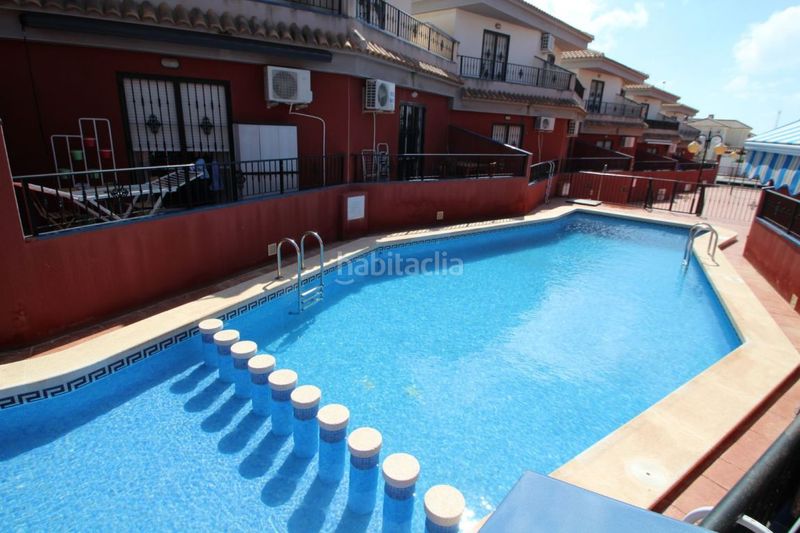 Foto 54bb6207-02fb-43e3-b7be-44747c503945. Casa adossada a calle gotzone mora 10 a Parque Acuático - Sector 25 Torrevieja