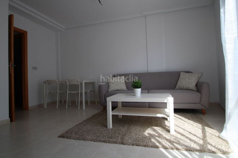 Foto 5f01823b-ea98-4caf-b1c4-7b5a567887ee. Casa adossada a calle gotzone mora 10 a Parque Acuático - Sector 25 Torrevieja