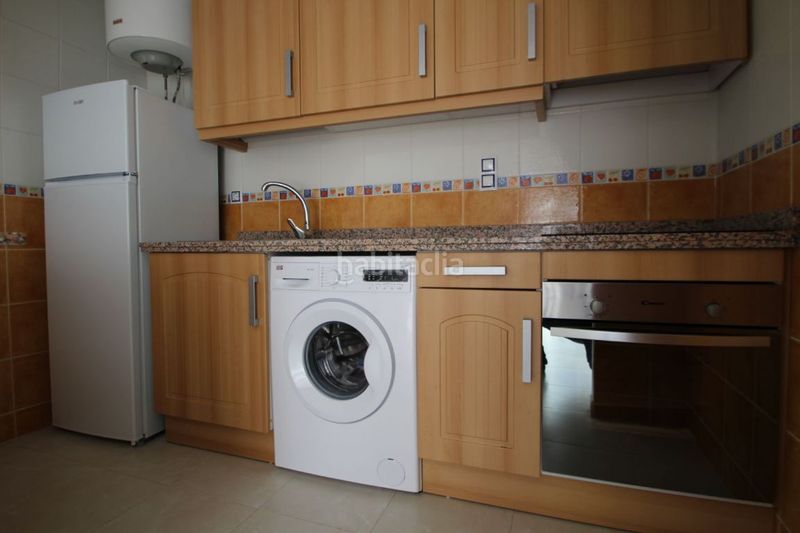 Foto a92f111c-67e7-408e-922f-6eb8eaa5d727. Casa adossada a calle gotzone mora 10 a Parque Acuático - Sector 25 Torrevieja