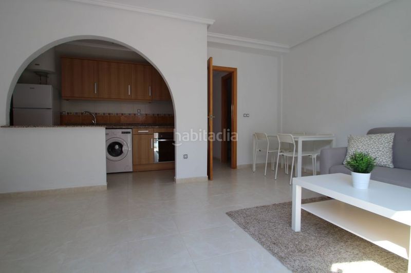 Foto aa0df748-4a88-485e-85c4-6fcdceeeea14. Casa adossada a calle gotzone mora 10 a Parque Acuático - Sector 25 Torrevieja