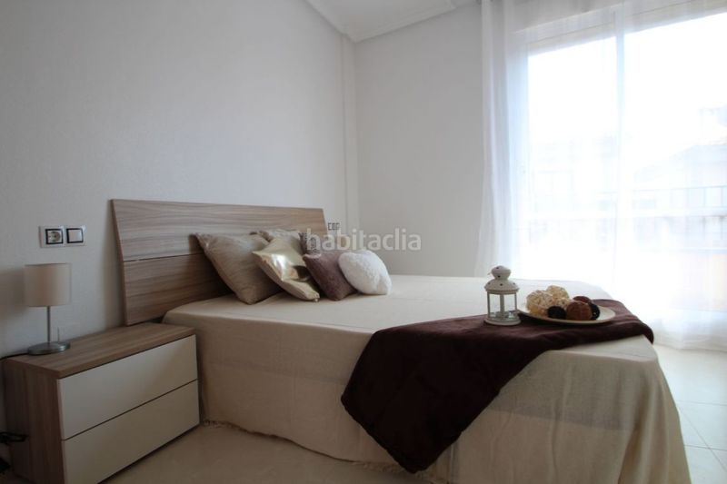 Foto cede63ce-4caa-4b09-aa8d-23897d11f6c1. Casa adossada a calle gotzone mora 10 a Parque Acuático - Sector 25 Torrevieja