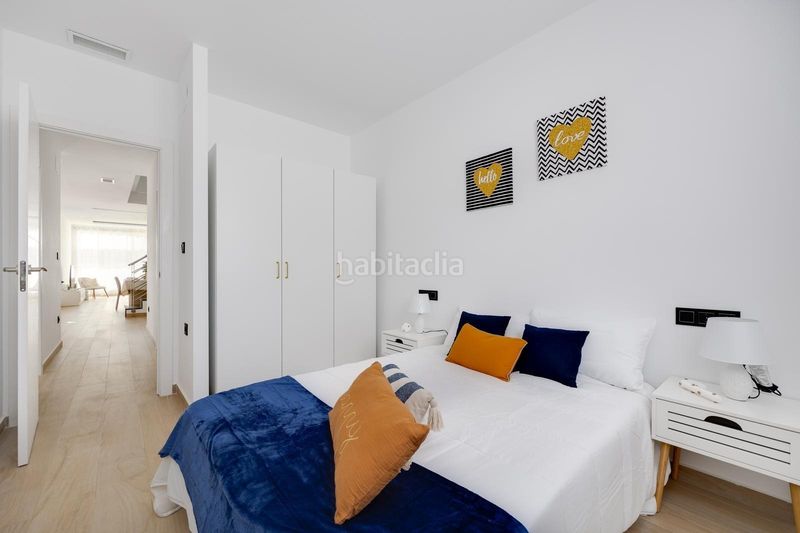 Foto 06f2a4c1-13c0-4067-a52a-798f286ae8ee. Chalet en avenida avenida sur 23 en Aguas Nuevas Torrevieja