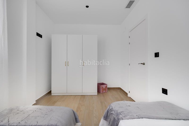 Foto f4286177-2463-4a02-85eb-f03231faf698. Chalet en avenida avenida sur 23 en Aguas Nuevas Torrevieja