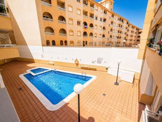 Erdgeschoss  Calle patricio zammit 61. Planta baja con entrada independiente, 2 dormitorios, 2 baños, t