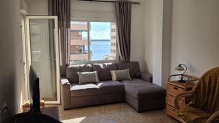 Apartment in Calle valencia 8. Apartamento de 3 dormitorios en el centro con vistas al mar!