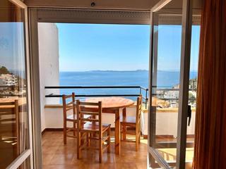 Casa a schiera  Calle de joan timoneda. Casa con dos apartamentos, con vistas al mar en puigrom roses