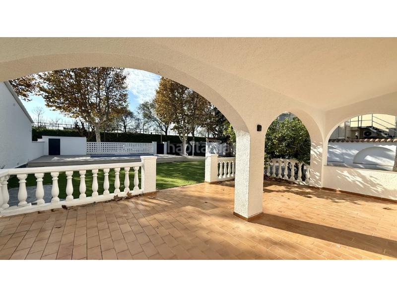 Foto b9322a3e-7718-4965-bd2e-86e766113a6e. Apartament a Moxó - Sant Mori Empuriabrava