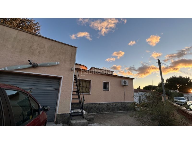 Foto 4e55682d-a0f0-4e04-b457-a5a69d74ced1. Casa amb aparcament a Nord Roses