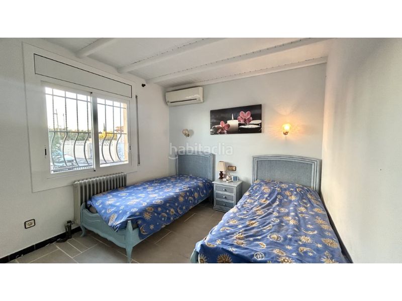 Foto a73d6c02-0153-49e5-b461-f9b005f4f3f8. Casa amb aparcament a Nord Roses