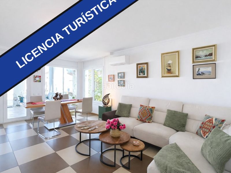 Foto 1f24a8af-75dd-45b2-9803-2094d6791aee. Casa amb aparcament a Peni Empuriabrava