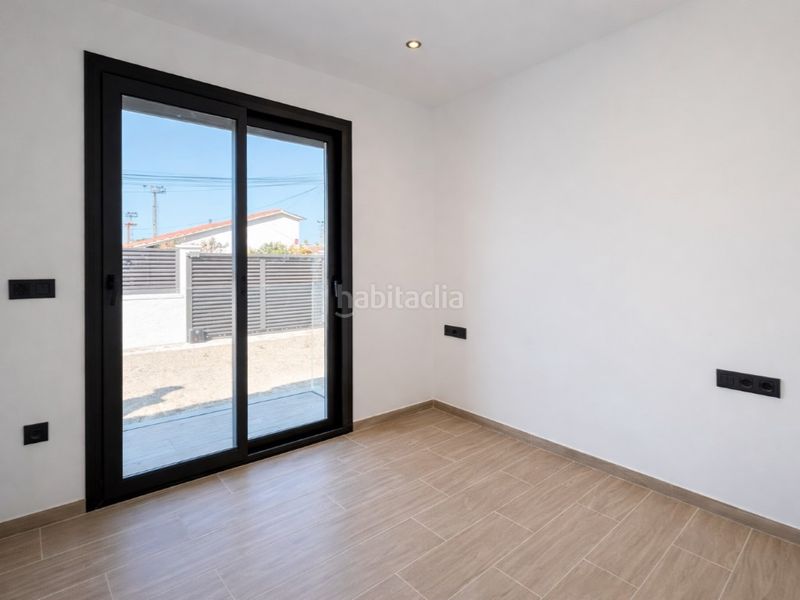 Foto 0cc6042d-efde-4c1d-88d4-cbb001c01990. Casa a Riells Escala (L´)