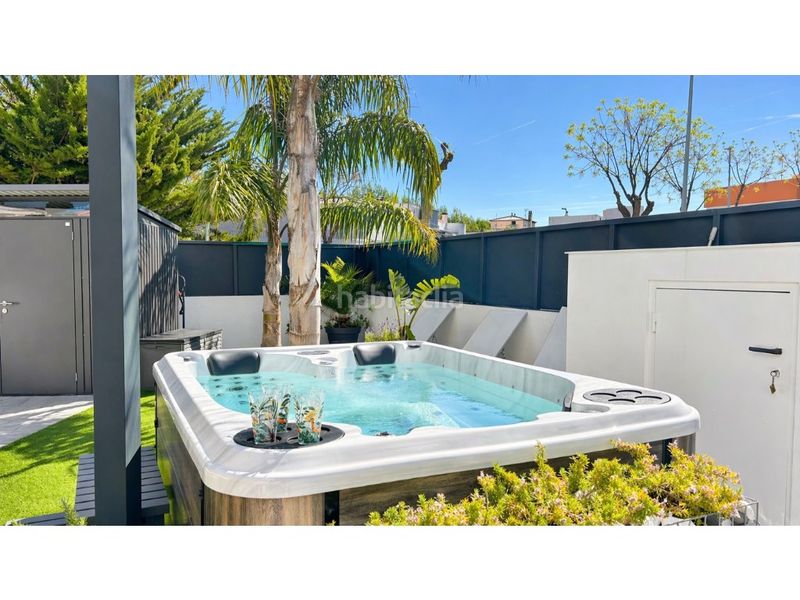 Foto 0d44c558-25f5-43ff-90eb-214821cdd75e. Casa amb aparcament a Carmençó Empuriabrava