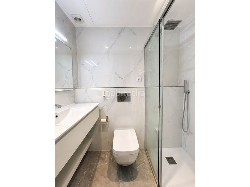 Foto 8d026870-9251-4e4d-a128-4bb20beb6a7c. Casa amb aparcament a Carmençó Empuriabrava