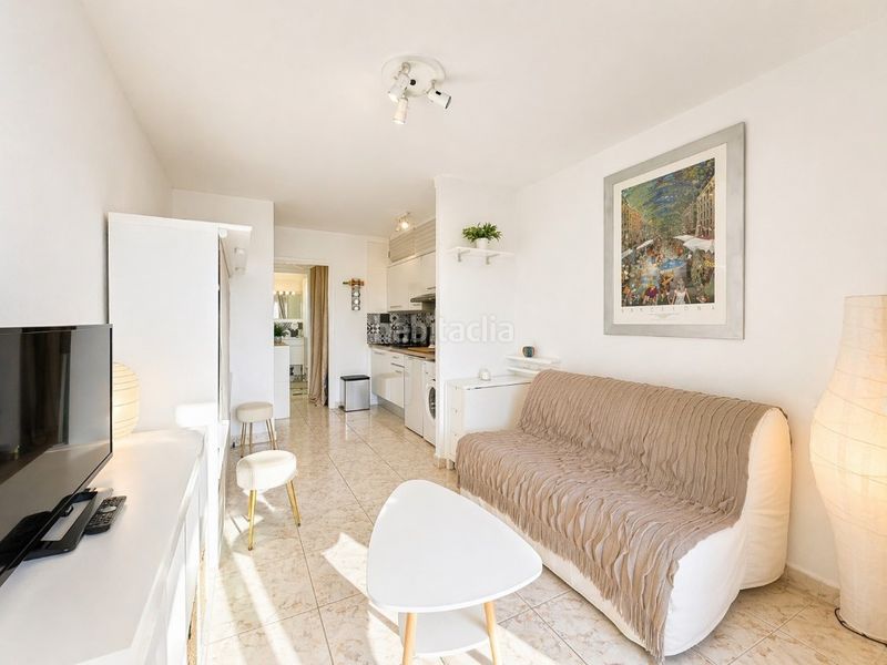 Foto da46e42a-5487-443a-b6fc-55300cf3a6e4. Estudi amb aparcament a Moxó - Sant Mori Empuriabrava