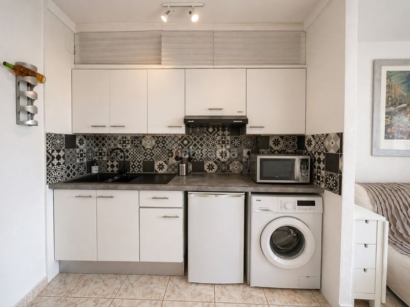 Foto f4c44ef2-594b-4404-9873-384a1952d05e. Estudi amb aparcament a Moxó - Sant Mori Empuriabrava