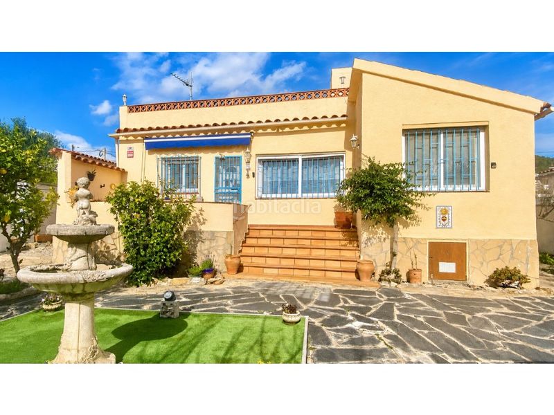 Foto ec2fde90-269b-4272-bc43-2749d7393aff. Casa amb aparcament a Nord Roses