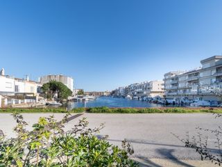 Maison  Passatge port currican. Casa de pescador con 4 dormitorios y amarre privado en empuriabr
