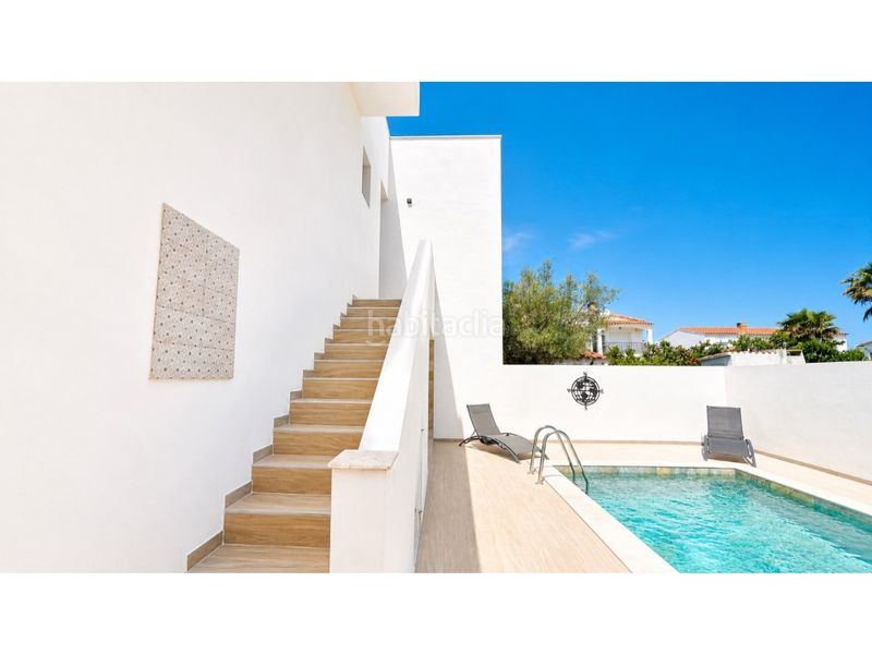 Foto 2d6fc0f7-cc35-4b16-9165-b982ec26b7fb. Apartament amb aparcament a Muga - Gran Reserva - Badia Empuriabrava
