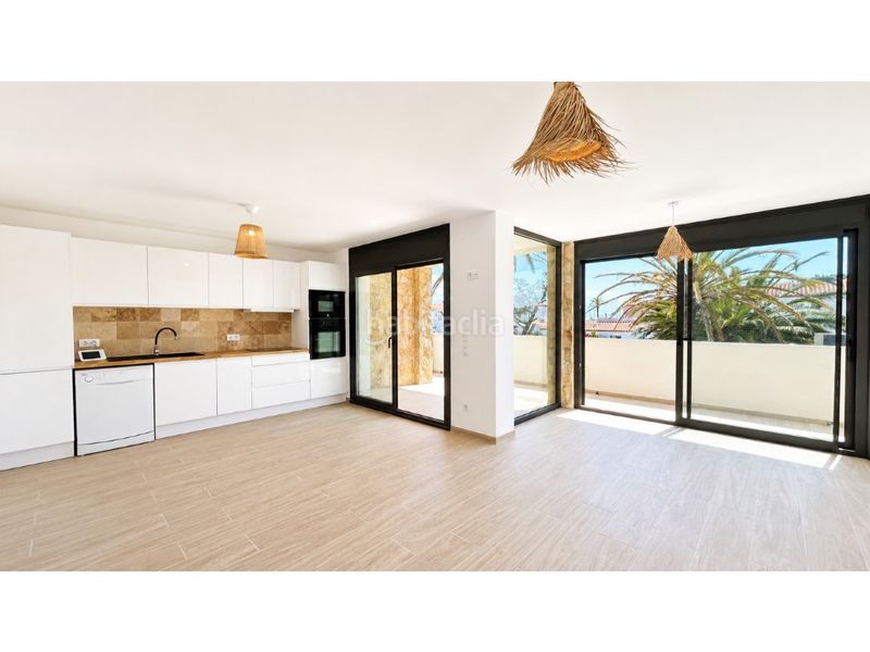 Foto 9f1fd654-94fc-4621-bcf2-4c5b561a7fbb. Apartament amb aparcament a Muga - Gran Reserva - Badia Empuriabrava