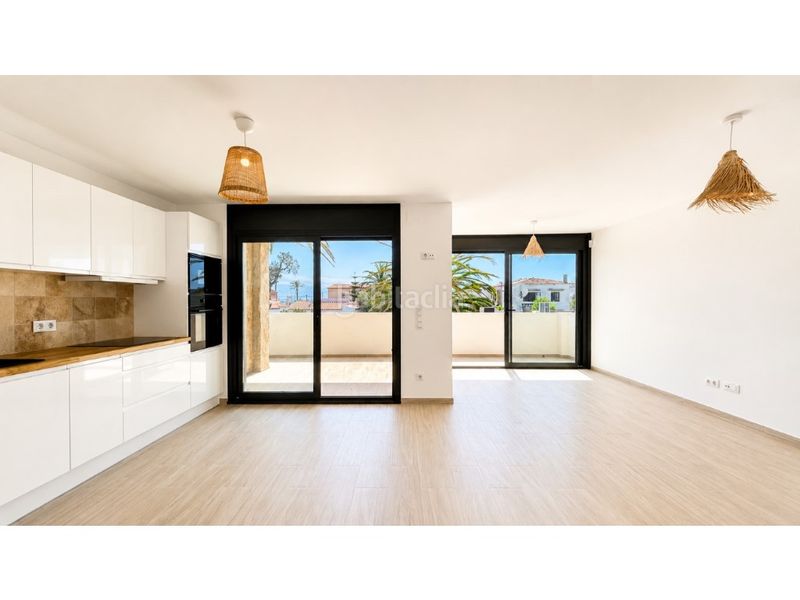 Foto ec192aa8-42b3-44f1-9d76-416534384fb3. Apartament amb aparcament a Muga - Gran Reserva - Badia Empuriabrava