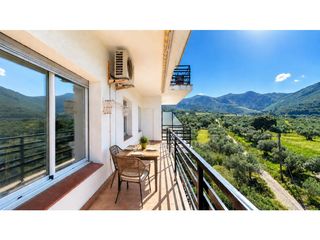 Pis  Calle d'amsterdam. Apartamento en venta con gran terraza y vistas despejadas en mas